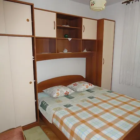 Apartments Bugenvila Omis Exterior photo